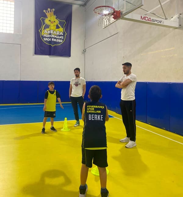 Fenerbahçe Spor Okulları - Batıkent - 12. Fotoğraf Fenerbahçe Spor Okulları - Batıkent - 12. Fotoğraf