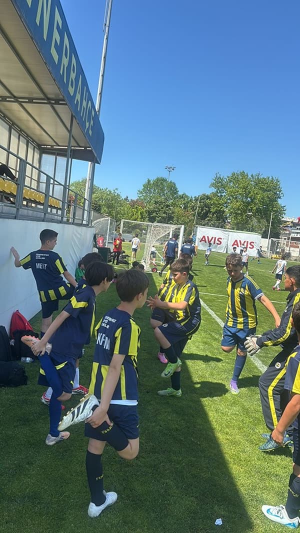 Fenerbahçe Spor Okulları - Batıkent - 7. Fotoğraf Fenerbahçe Spor Okulları - Batıkent - 7. Fotoğraf
