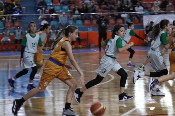 Mehmet Emin Resulzade Spor Kulübü - 2. Fotoğraf