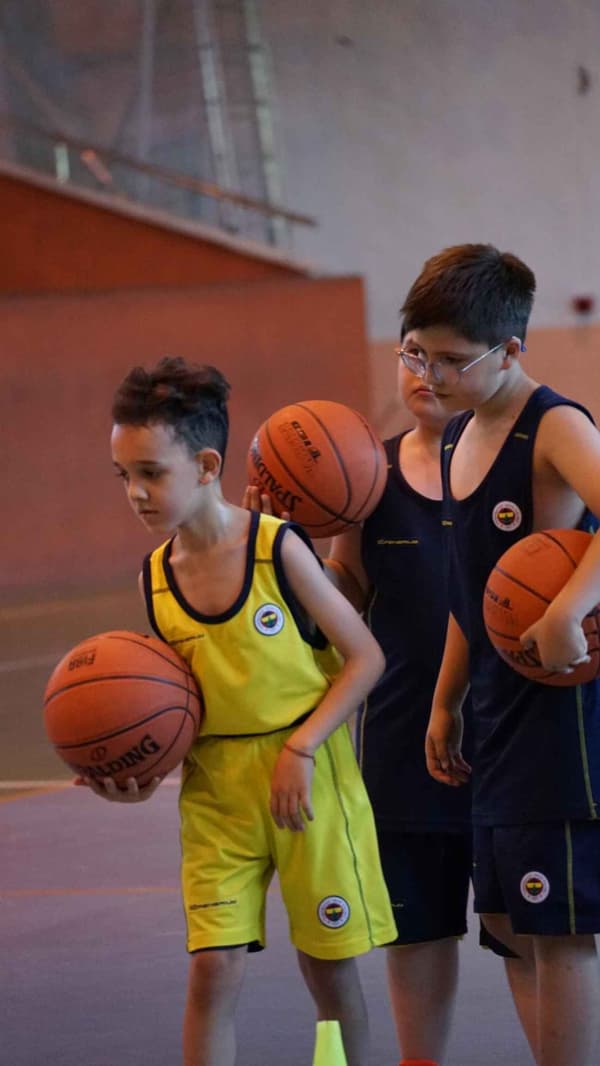 Fenerbahçe Spor Okulları - Eryaman - 26. Fotoğraf Fenerbahçe Spor Okulları - Eryaman - 26. Fotoğraf