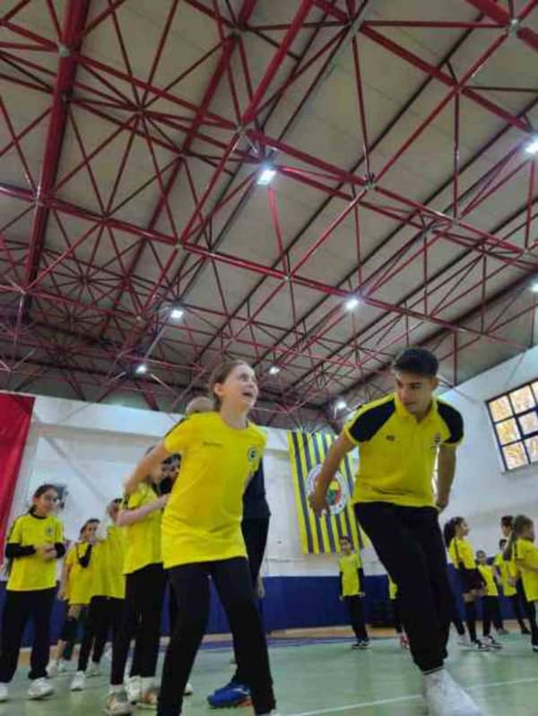 Fenerbahçe Spor Okulları - Çayyolu - 5. Fotoğraf Fenerbahçe Spor Okulları - Çayyolu - 5. Fotoğraf