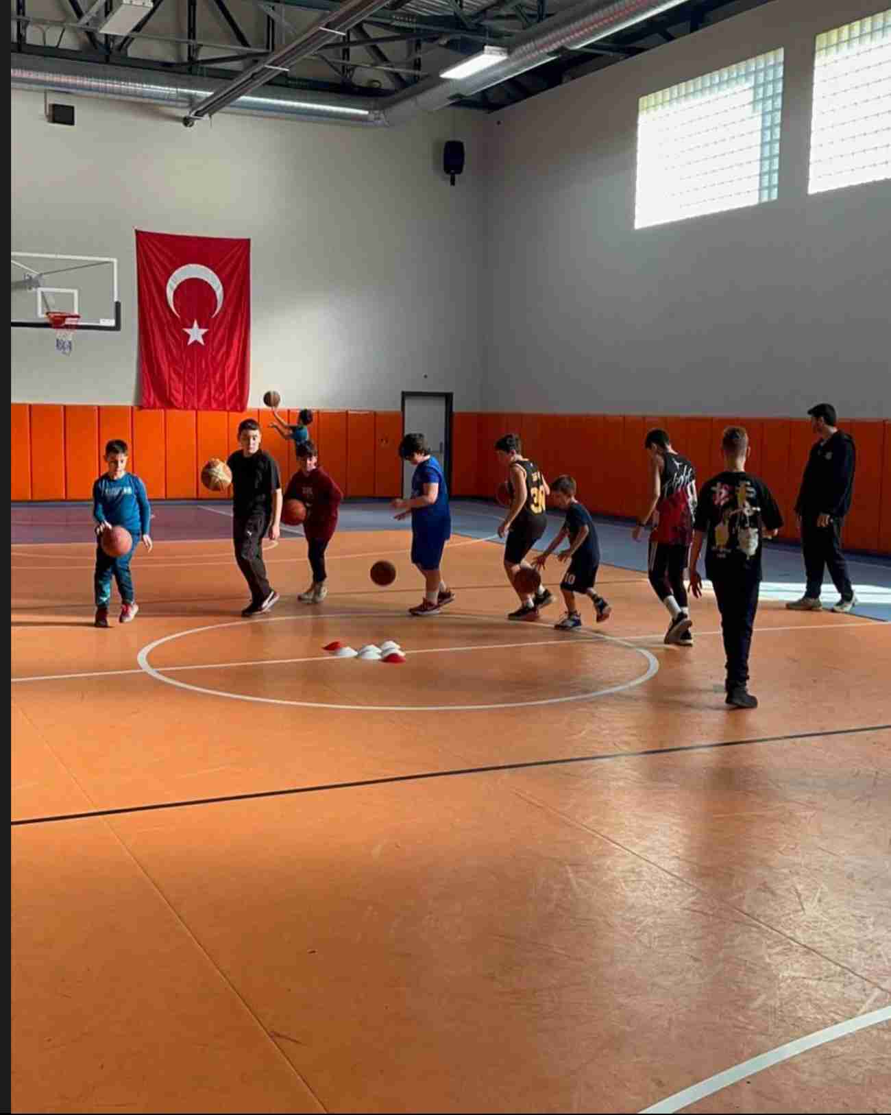 Ankara Hedef Akademi Spor Okulları - Batıkent Basketbol Okulları - 2. Fotoğraf